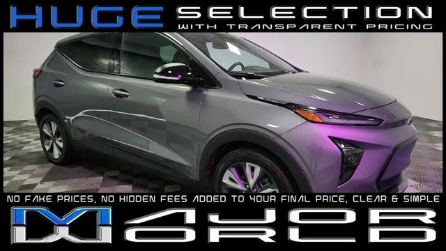 2022 Chevrolet Bolt EUV LT's photo