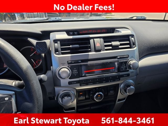 Used 2011 Gray Toyota SR5 image 5