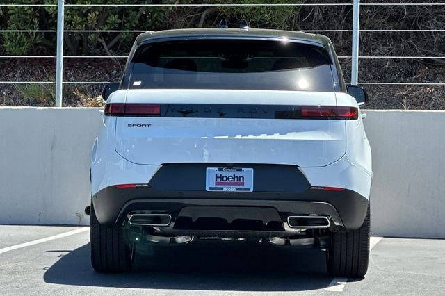 New 2026 Fuji White Land Rover SE image 4