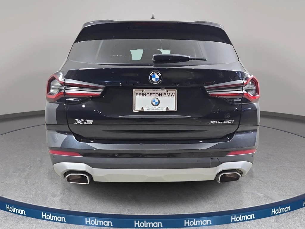 Used 2023 Black Sapphire Metallic BMW xDrive30i image 7