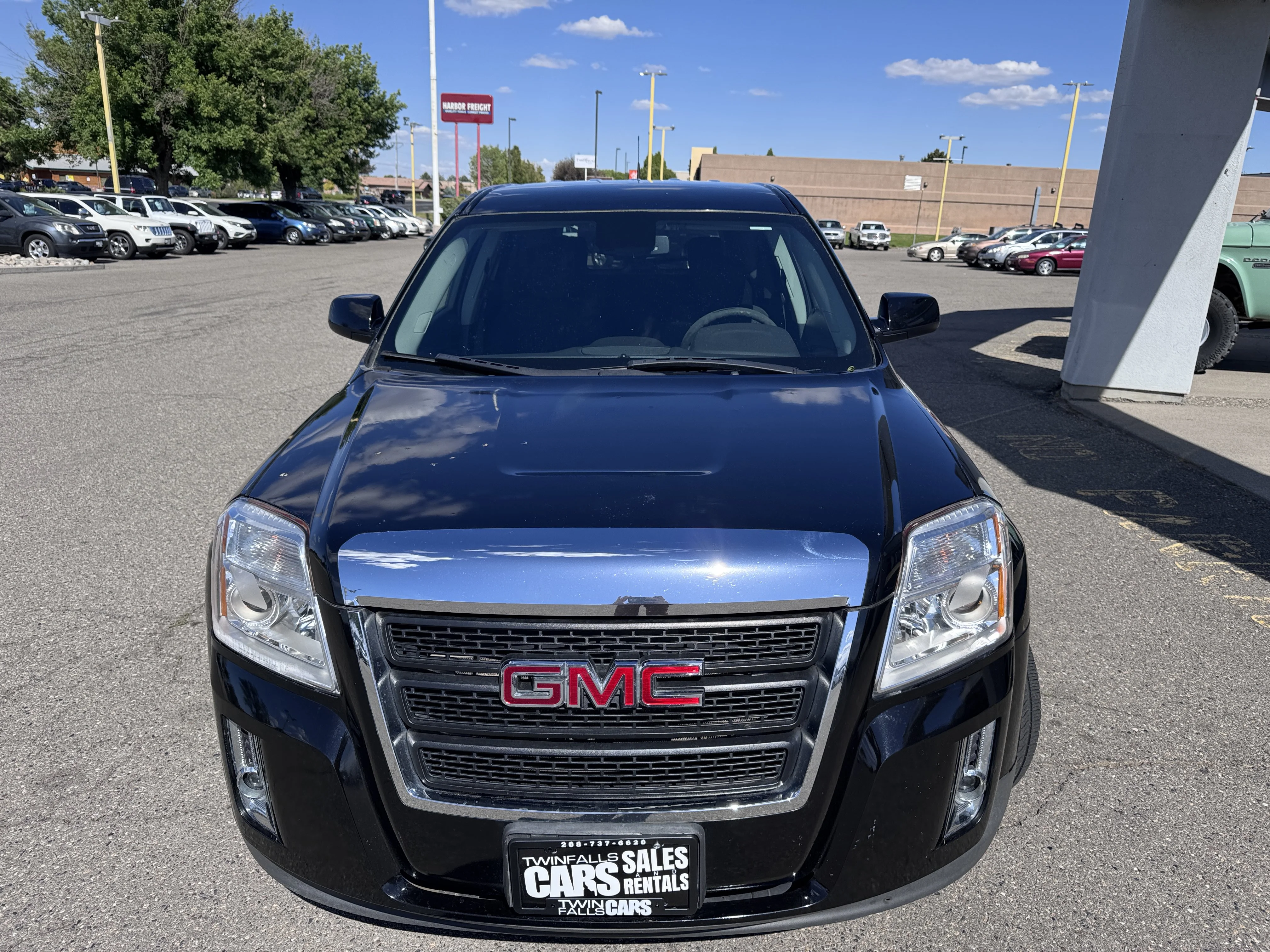 Used 2013 Onyx Black GMC SLE image 3