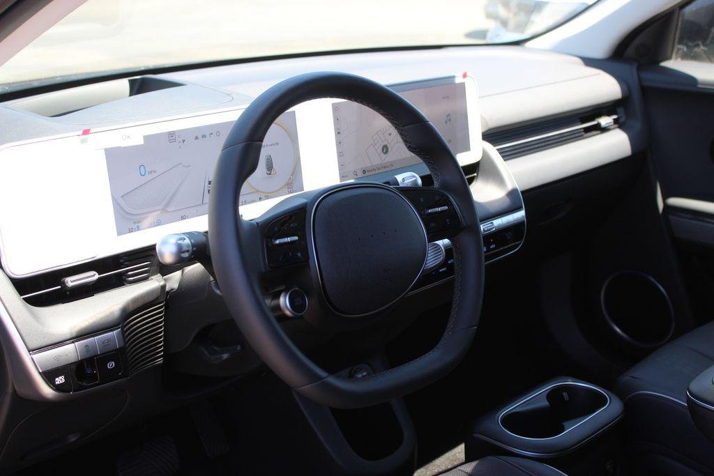 New 2024 Black Hyundai Limited image 12