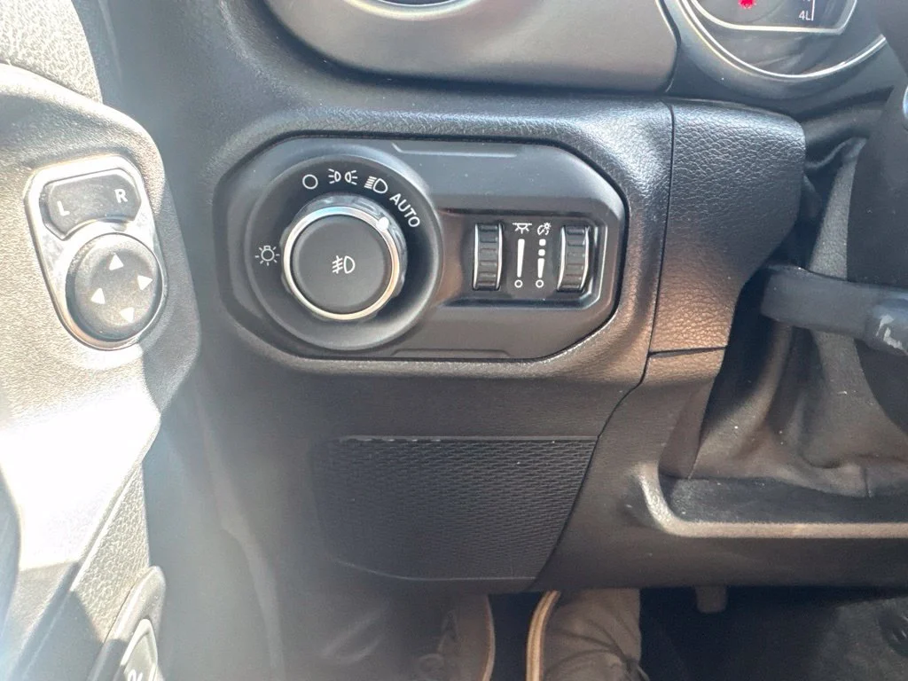 Certified Used 2020 Sting Gray Clearcoat Jeep Unlimited Sport S image 25