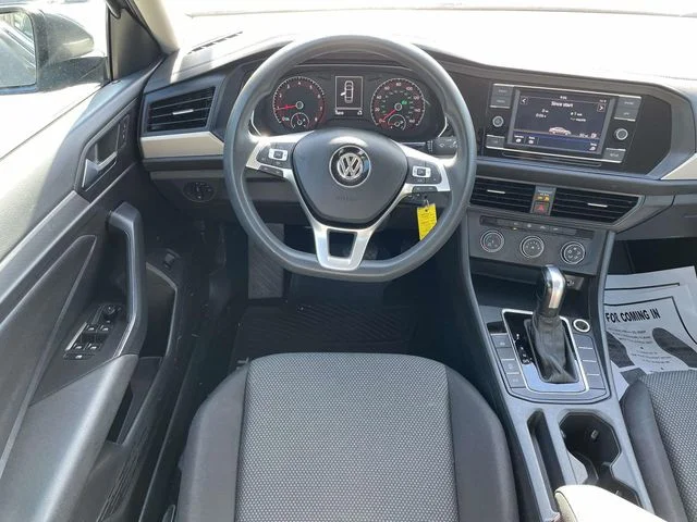 Certified Used 2019 Platinum Gray Metallic Volkswagen 1.4T S image 11