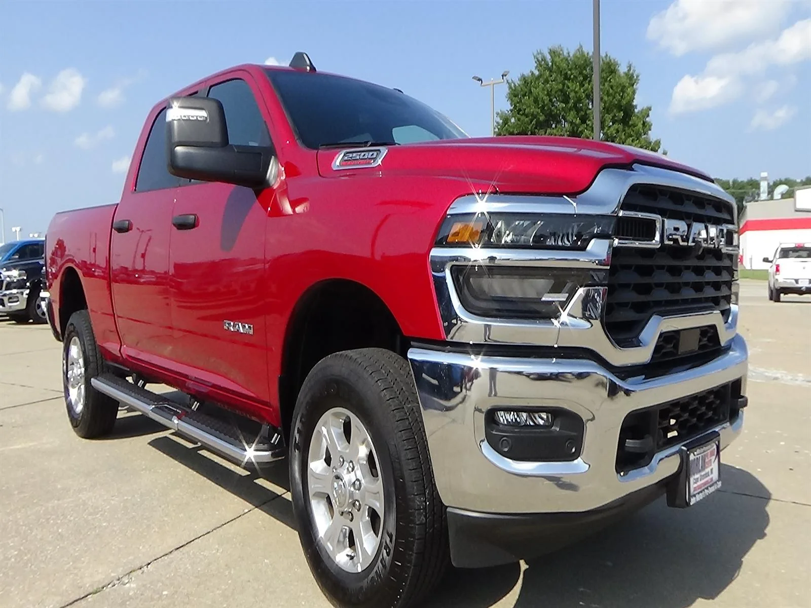 Certified Used 2026 Molten Red Pearl Coat (pr6) RAM Big Horn image 4