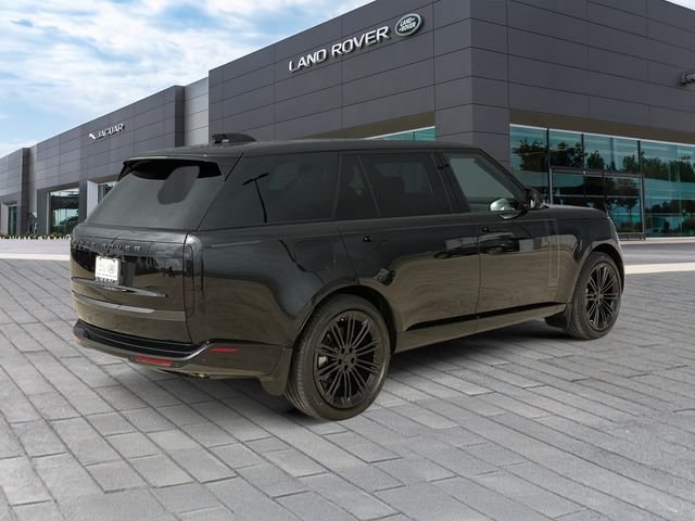 New 2026 Santorini Black Land Rover SE image 5