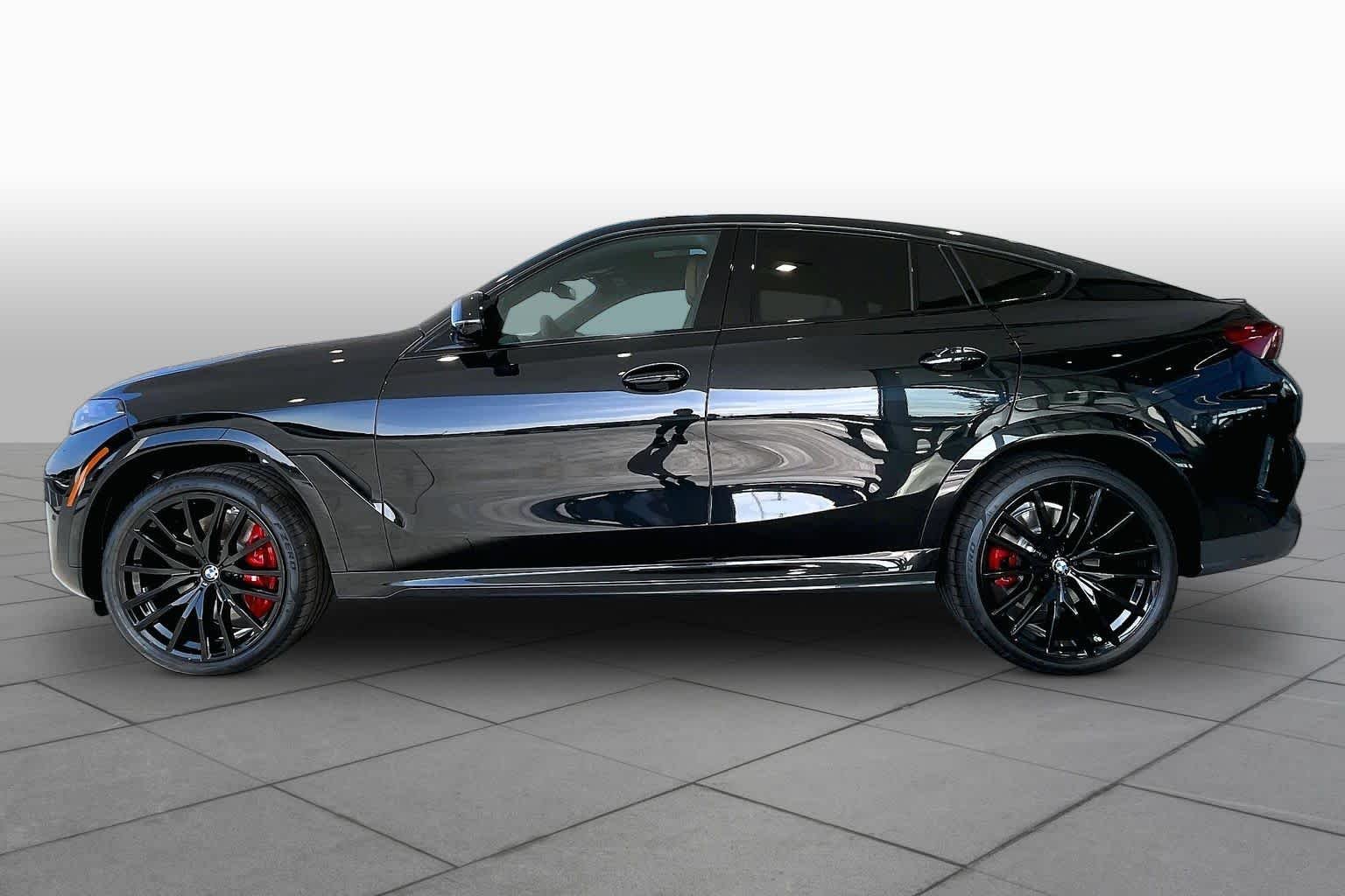 New 2027 Black Sapphire Metallic BMW M60i image 13