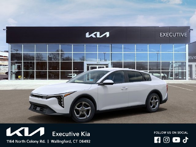 New 2026 Snow White Pearl Kia LXS image 3