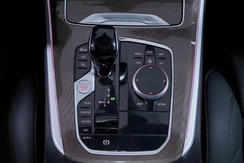 Used 2023 Dark Graphite BMW xDrive40i image 14