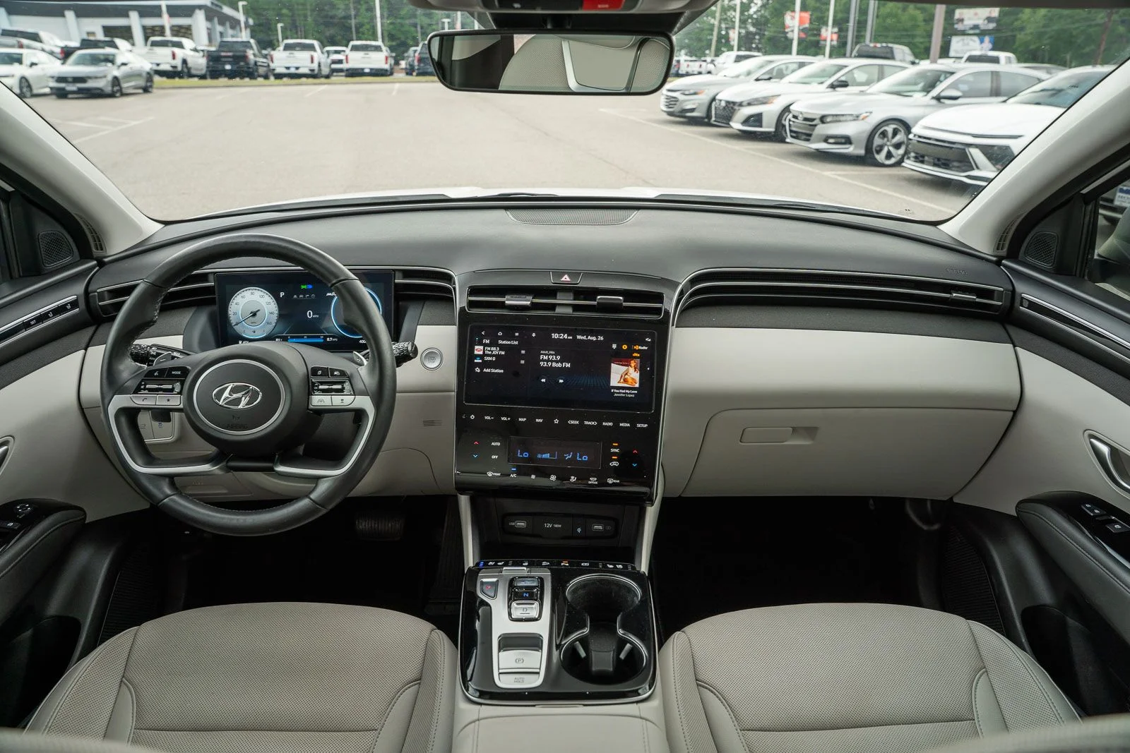 Used 2024 White Hyundai Limited image 24