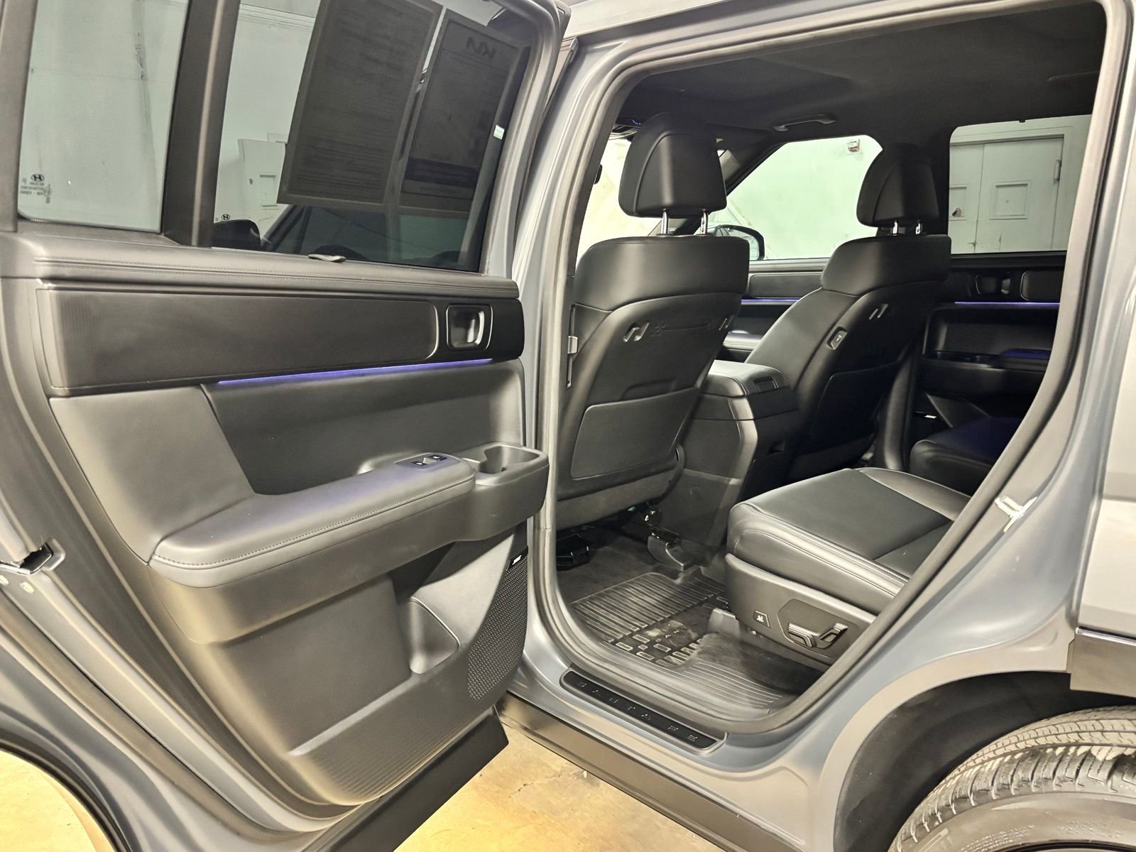 Used 2024 Gray Hyundai Calligraphy image 19