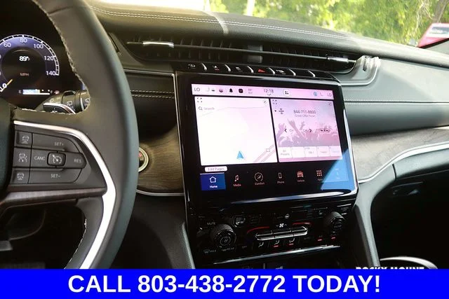 Used 2025 Gray Jeep Limited image 20