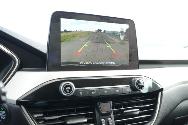 Used 2022 Blue Ford SEL image 17