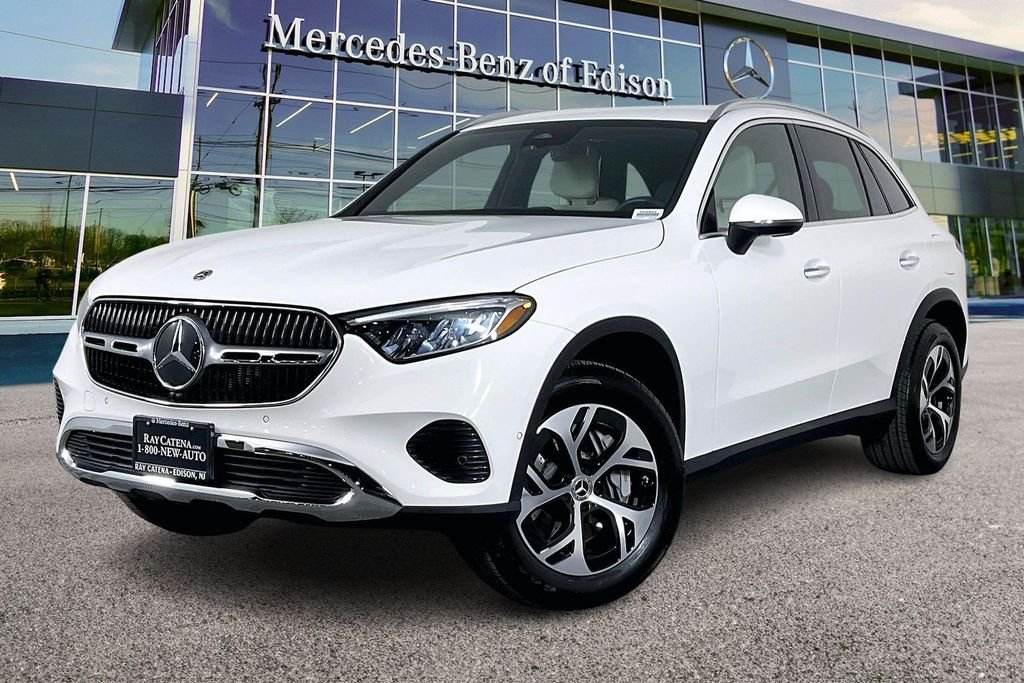 2025 Mercedes-Benz GLC Base - Photo 9