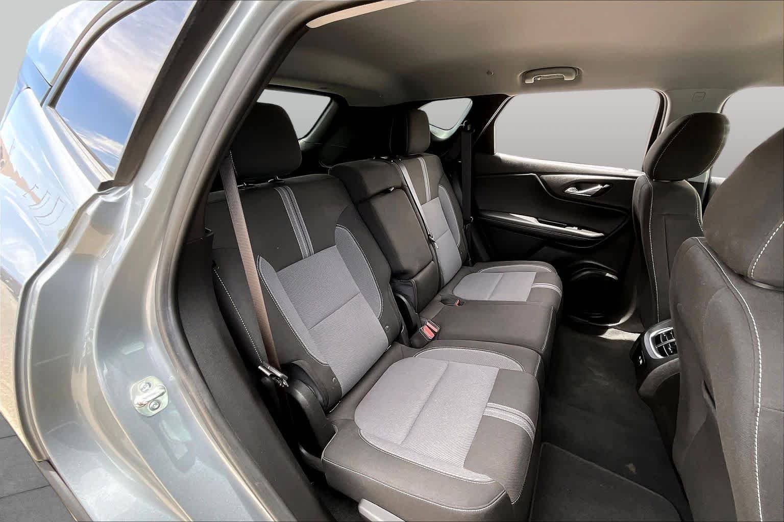 Used 2025 Sterling Gray Metallic Chevrolet LT image 18
