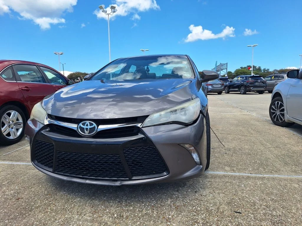2016 Toyota Camry SE