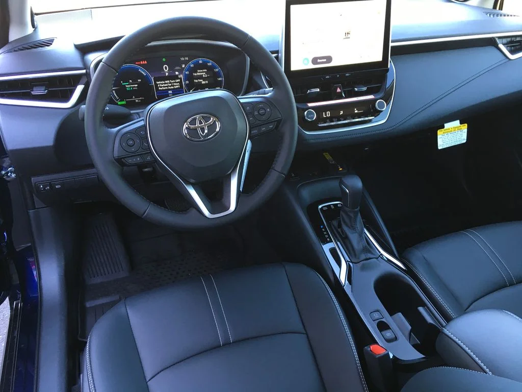 Used 2026  Toyota XLE image 23