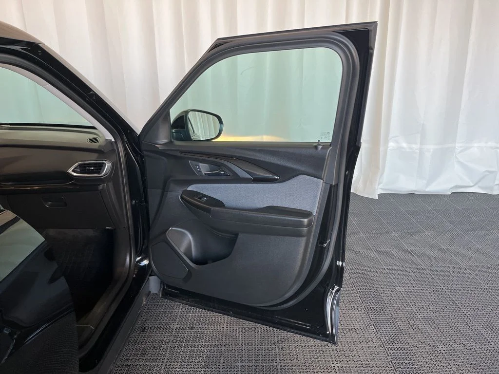 Used 2023 Black Chevrolet LT image 19