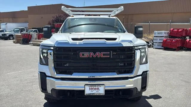 2026 GMC Sierra 3500HD Pro - Photo 8