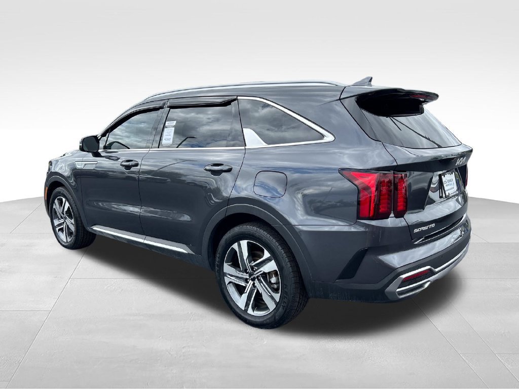 Used 2023 Gray Kia EX image 4