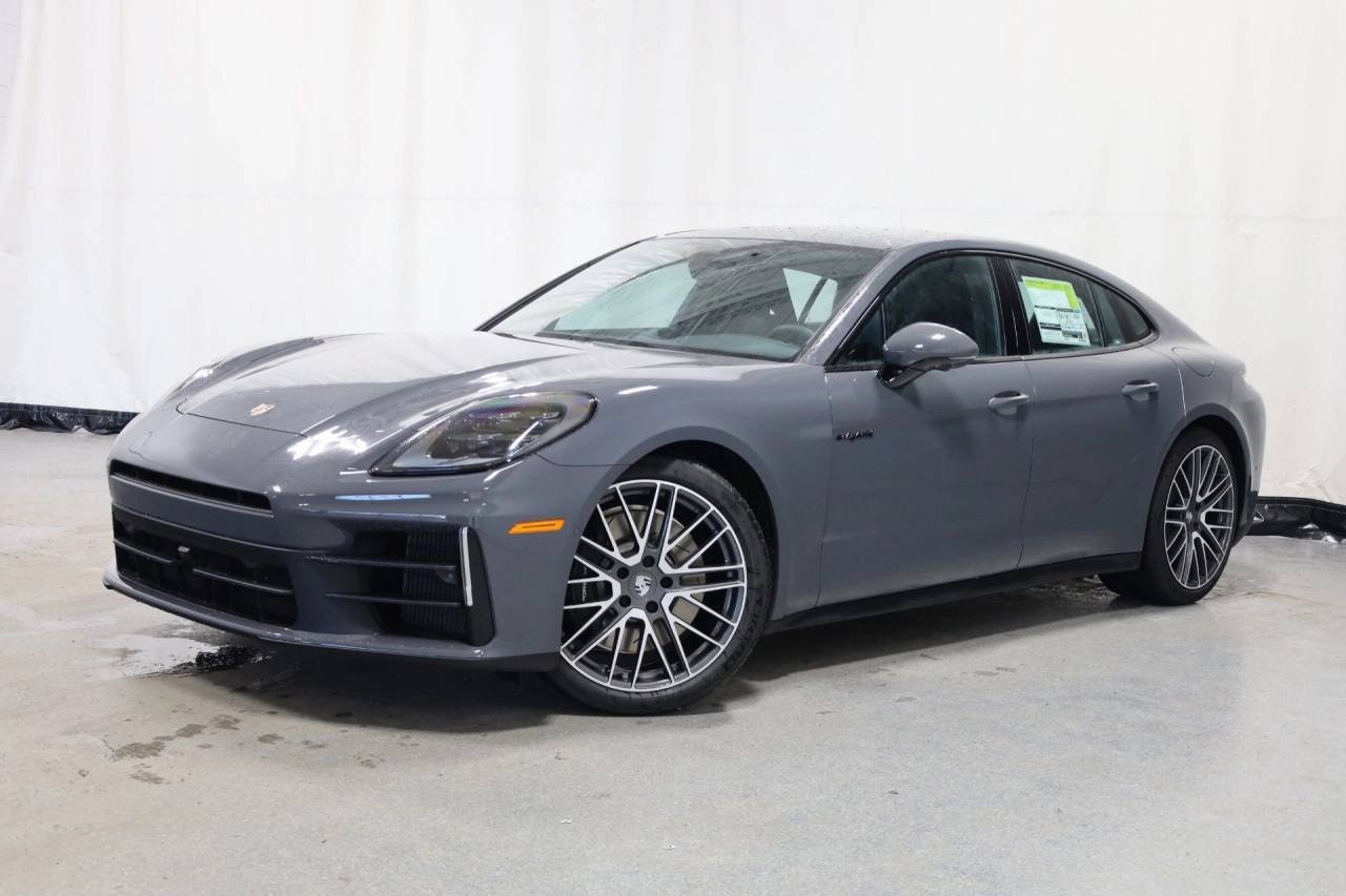 2026 Porsche Panamera 4 E-Hybrid