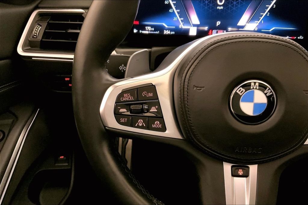 Used 2023 Black Sapphire Metallic BMW  image 18
