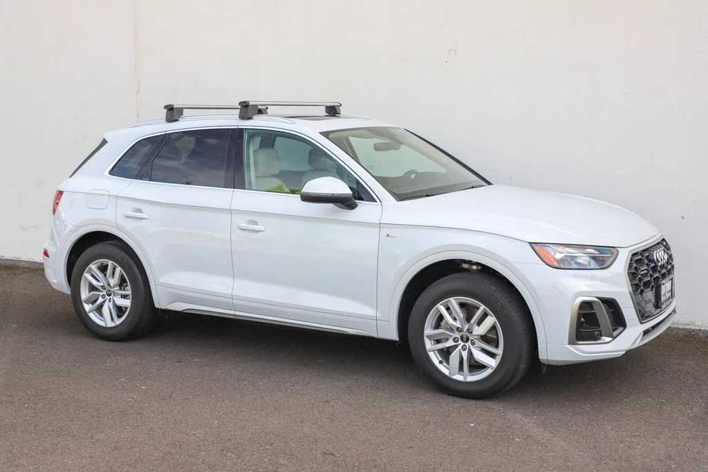 2023 Audi Q5 45 Premium's photo