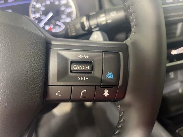 2025 Nissan Rogue SV - Photo 17