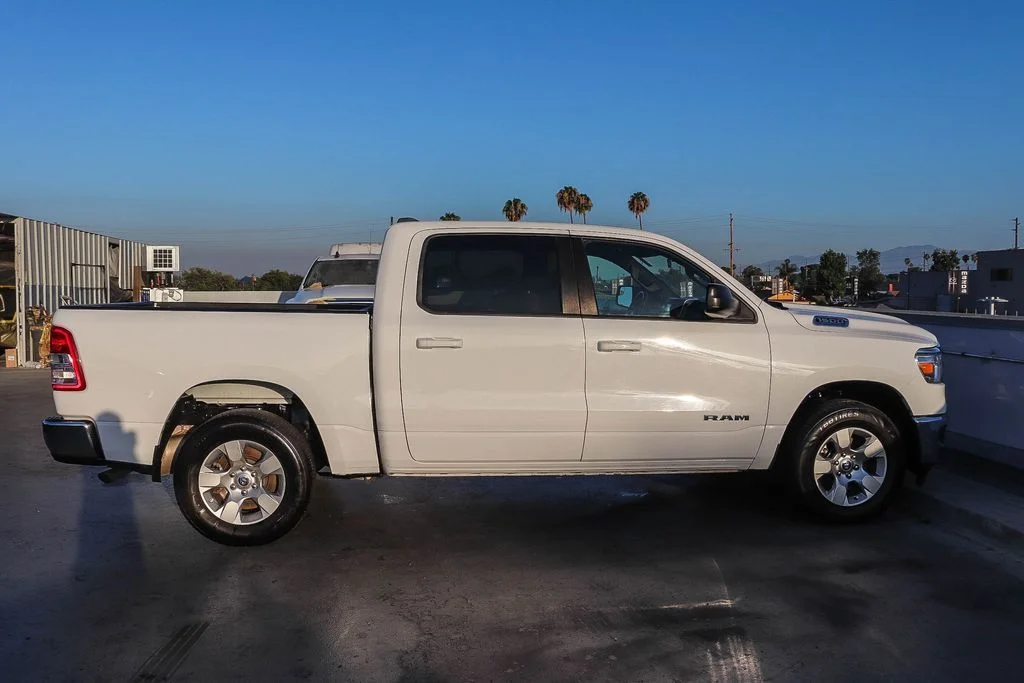 Used 2022 White Ram Big Horn/Lone Star image 13