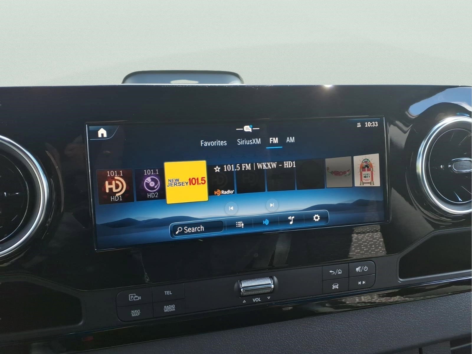 New 2026 Tenorite Gray Metallic Mercedes-Benz  image 32