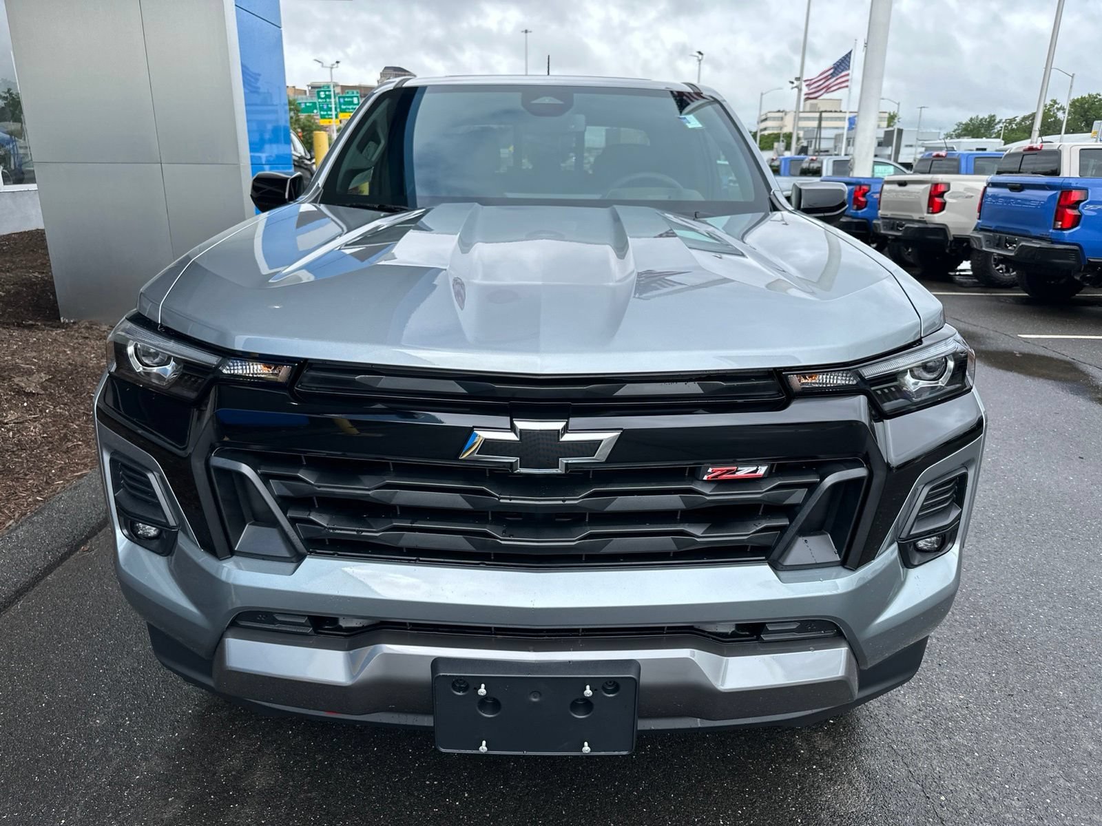 New 2026 Sterling Gray Metallic Chevrolet Z71 with 20in Black Wheels - Sunroof - Spray-On Bedliner image 2