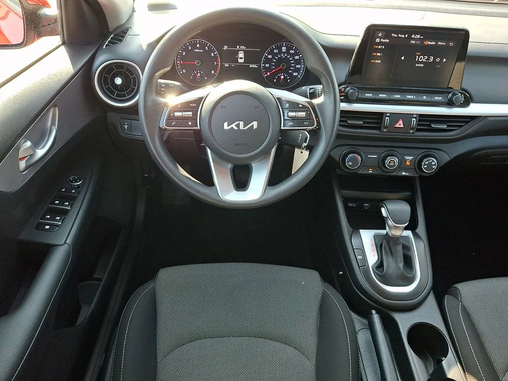 Used 2024 Currant Red Kia LXS image 11