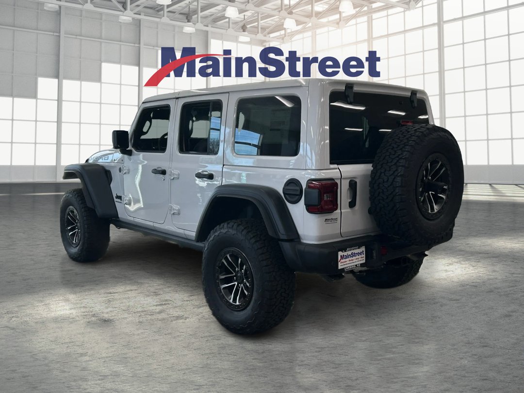 New 2026 Bright White Clear-Coat Exterior Paint Jeep Moab 392 image 3