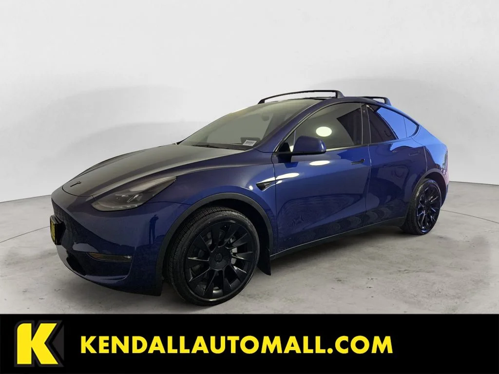 Used 2023 Blue Tesla Long Range image 1