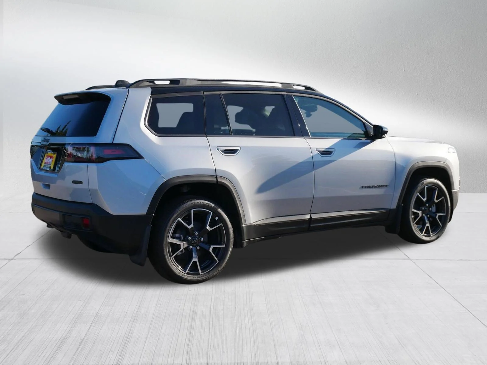 New 2026 Silver Zynith Clear-Coat Exterior Paint Jeep Overland image 7