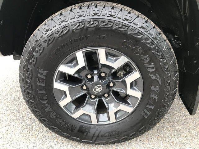 Certified Used 2023 MAGNETIC GRAY MET. Toyota  image 11