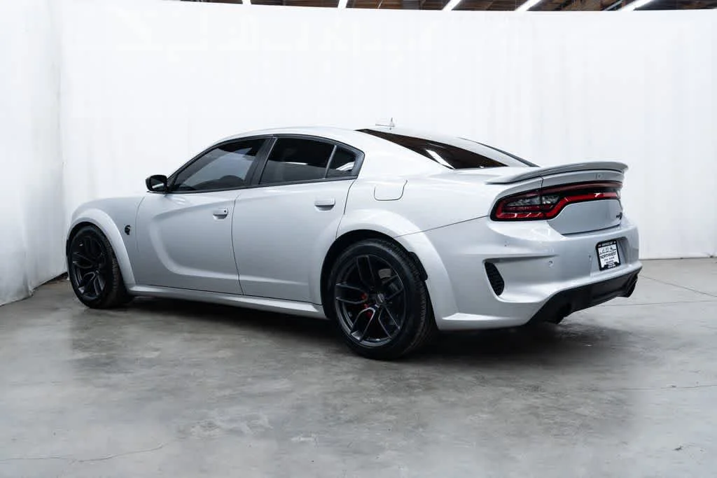 Used 2023 Triple Nickel Clearcoat Dodge SRT Hellcat Widebody Jailbreak image 4
