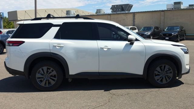 Used 2023 White Nissan SV image 10