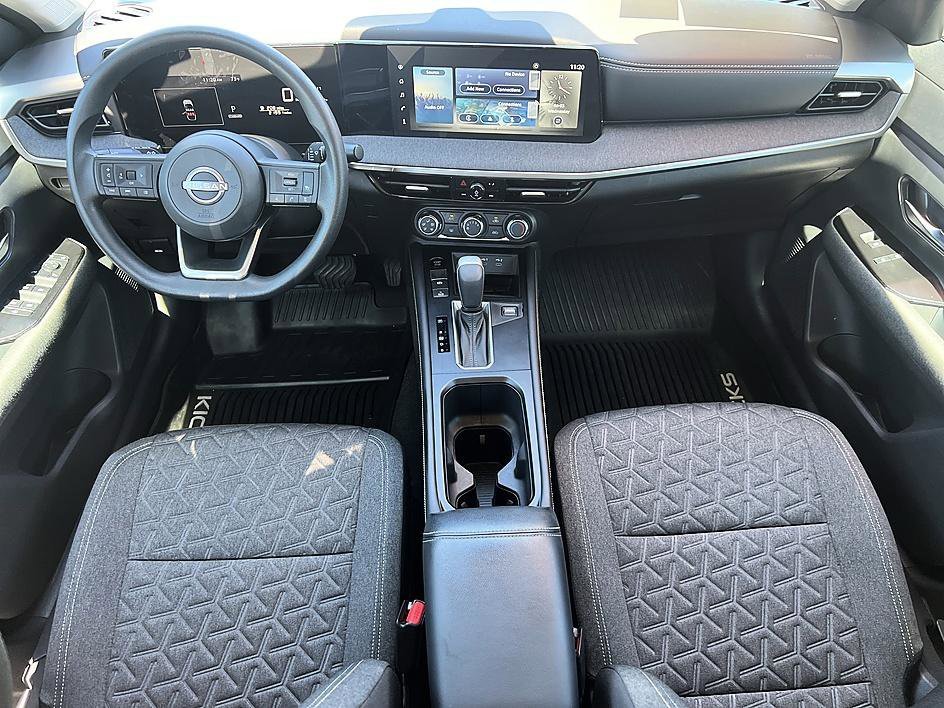 Used 2025 Gun Metallic Nissan SV image 18