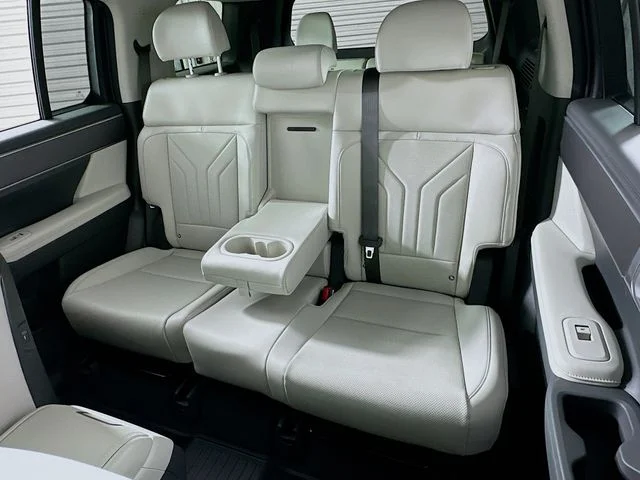 New 2026 Hyundai SANTA FE SEL