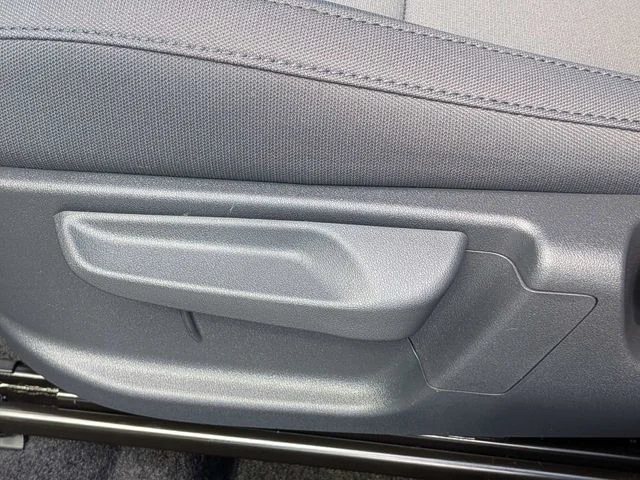 New 2026 Interstellar Gray Kia LX image 18