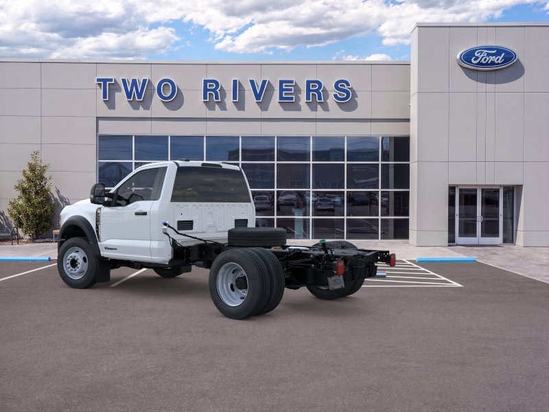 New 2026 Oxford White Ford F-600® XL image 4