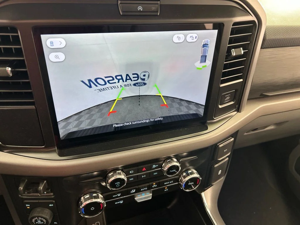 New 2026 Oxford White Ford XLT image 18