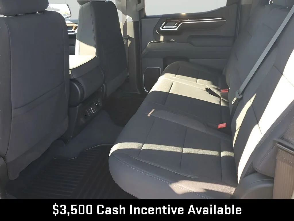 New 2026 Summit White GMC SLE image 21