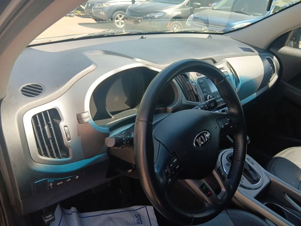 Used 2015 Black Cherry Kia EX image 13