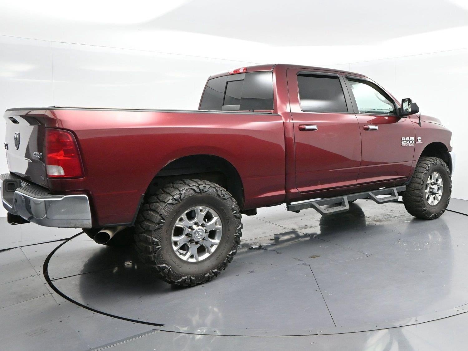 Used 2017 Delmonico Red Pearlcoat Ram Big Horn image 7