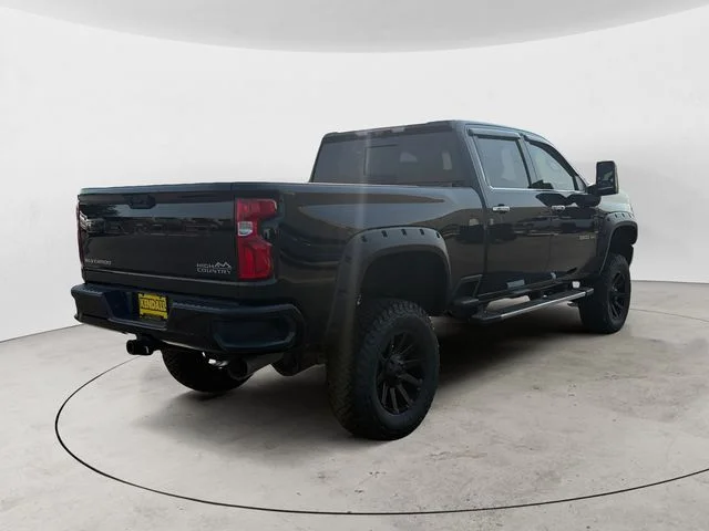 Used 2021 Black Chevrolet High Country image 5