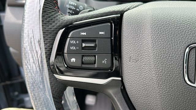 New 2026 Sonic Gray Pearl Honda Black Edition Two-Tone image 14