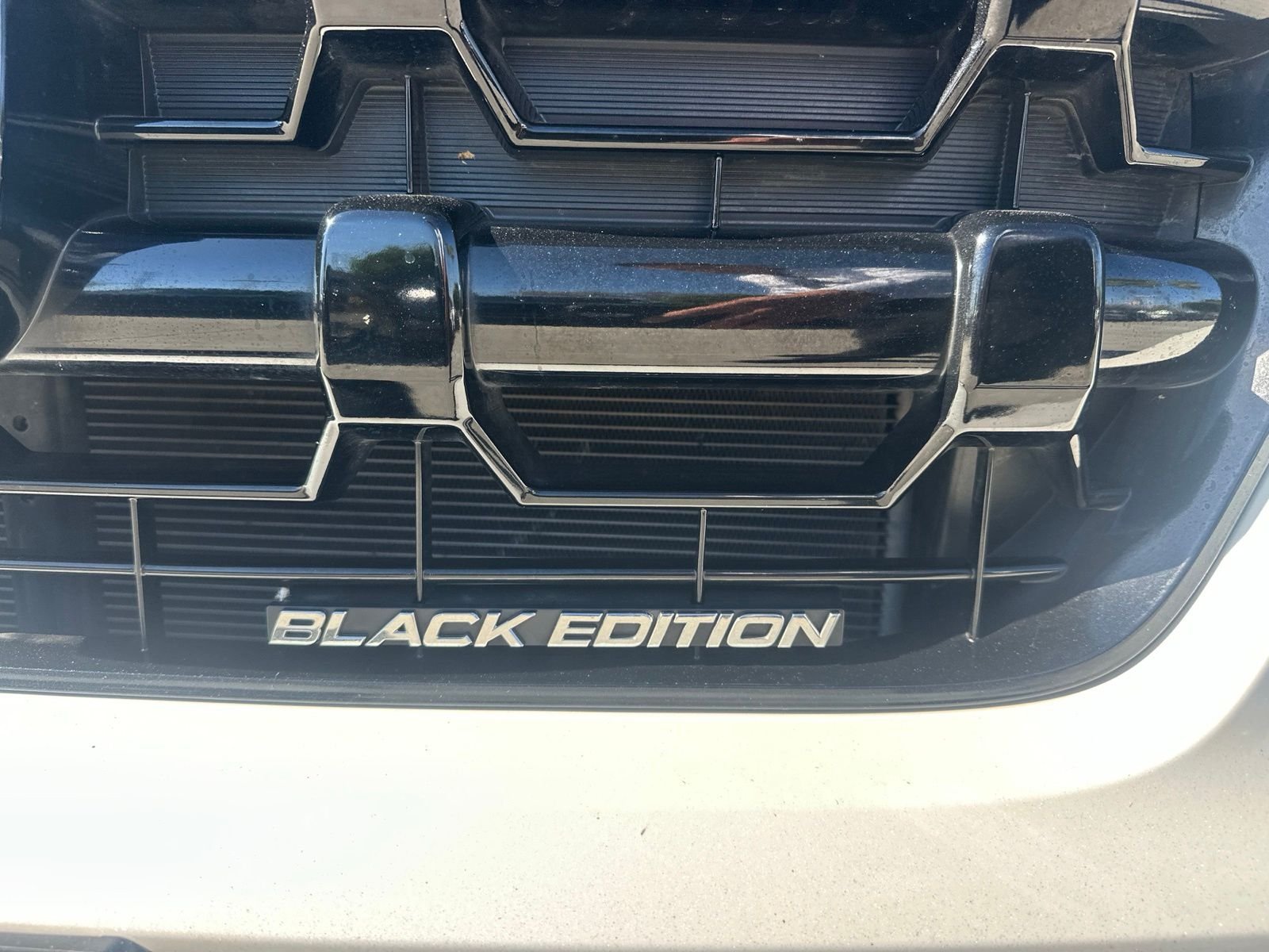 Used 2024 Platinum White Pearl Honda Black Edition image 11