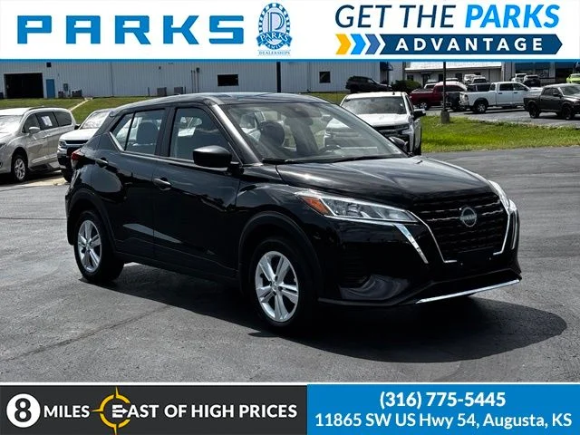 2025 Nissan Kicks Play S